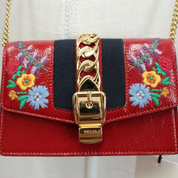 GUCCI Embroidered Super Mini Sylvie, Red - Picture 1 of 7